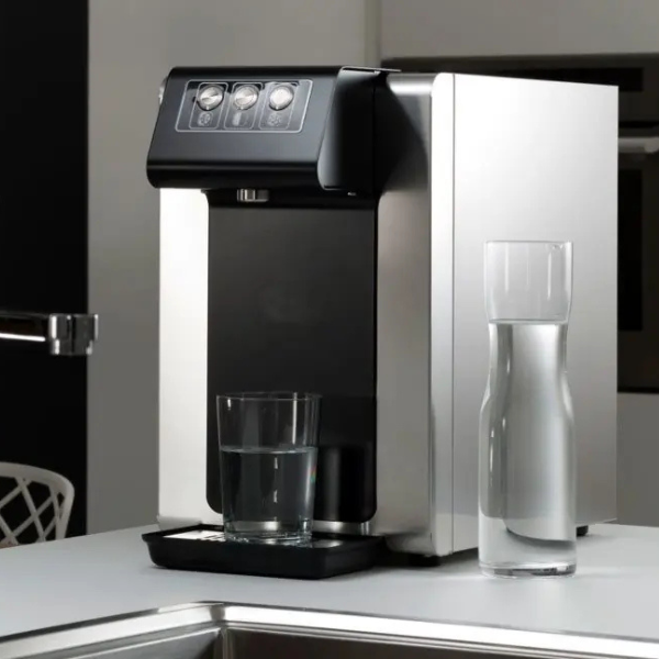 EcoAqua, fontaines à eau filtrée sur réseau